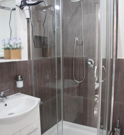 B&b Oplonti Resort