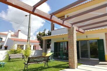 پانسیون Casa Luminosa
