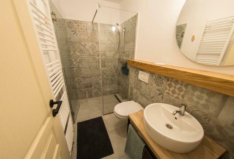 پانسیون Penzion šťastný Medvěd