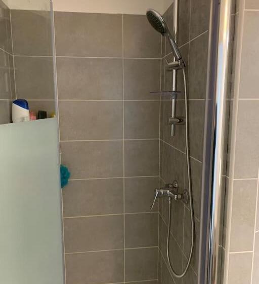 Superbe Appartement Neuf T3 De 71m2 En Résidence A Marseille
