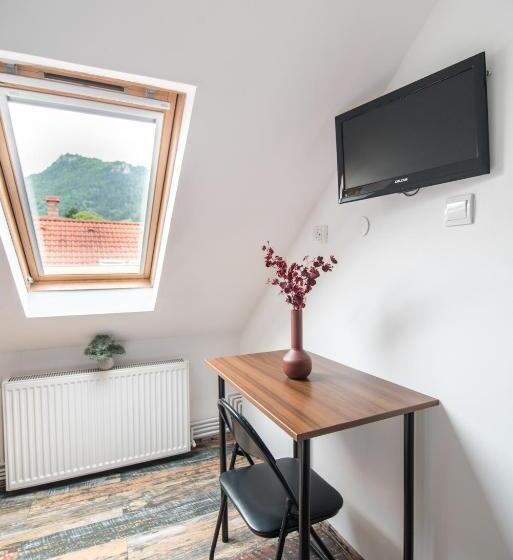 فندق صغير Transylvania Guest House