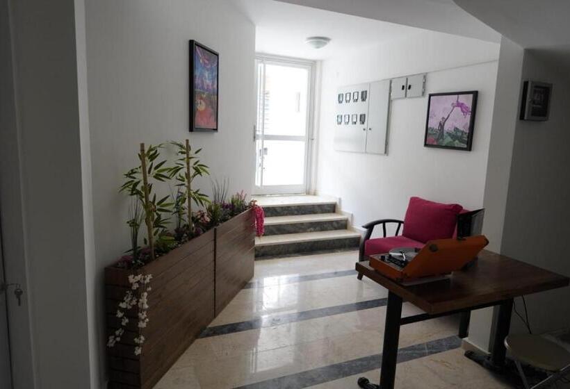 Arney Suites