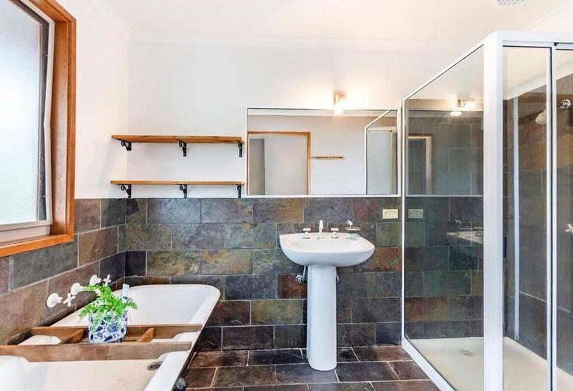 Beachview Bungalow Warrnambool