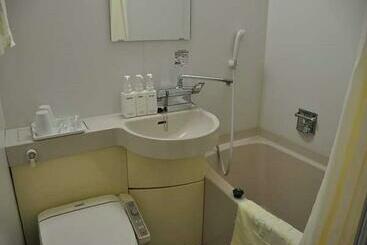 Kadoma Public Hotel/ Vacation Stay 33577