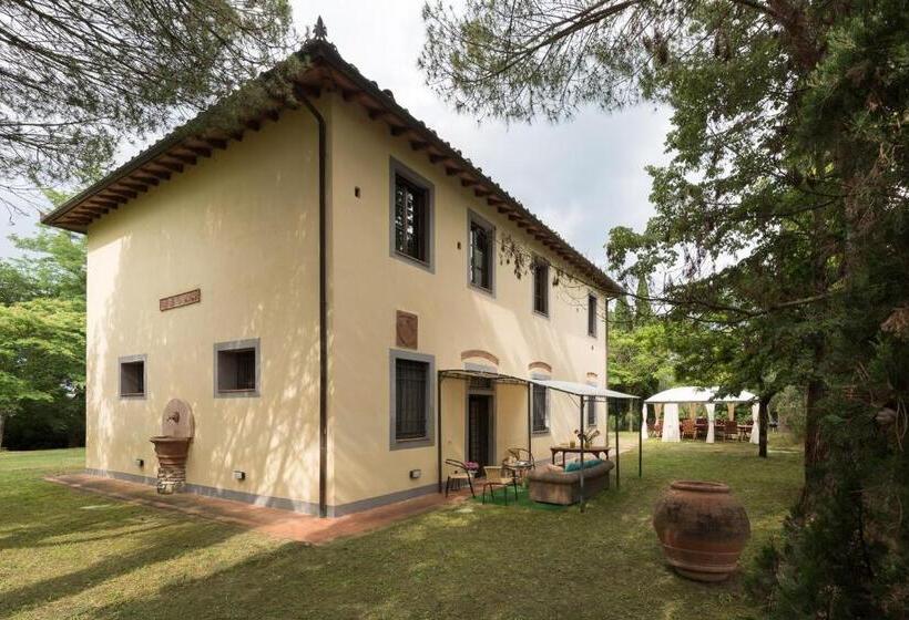 La Ginestra Di Valerio   Chianti Villa With Large Pool & Wifi