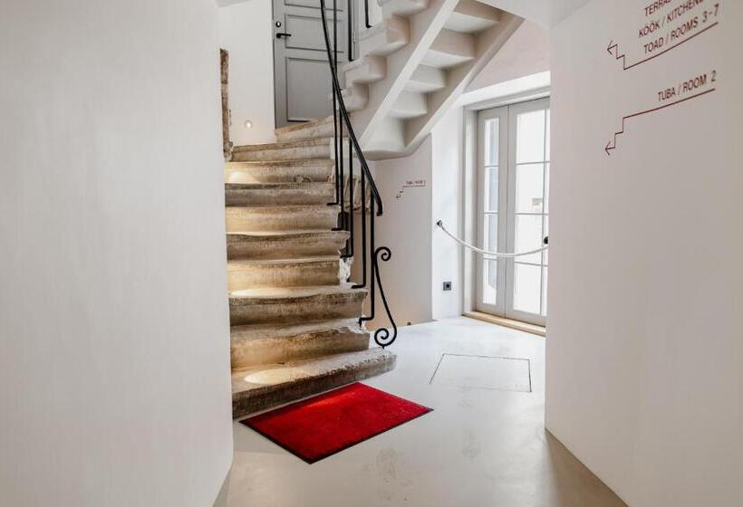 Lj5   Old Town Rooms With Exclusive Shared Roof Terrace