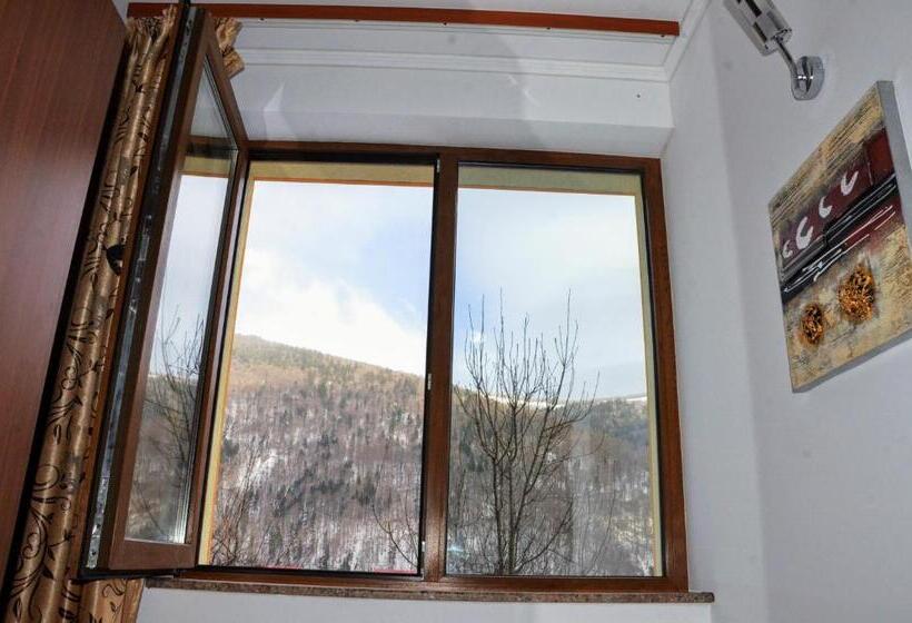 پانسیون Casa Tibi   Sinaia