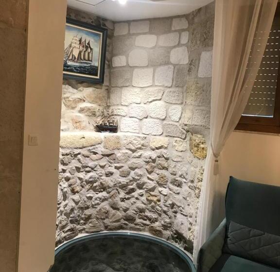 Пансион Couvent Des Carmes