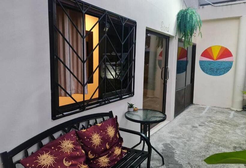 پانسیون Sun & Sea Nai Yang Phuket
