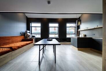 The Luxury Penthouse By Sasco Apartments