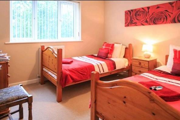 تختخواب و صبحانه Cleeves Cottage
