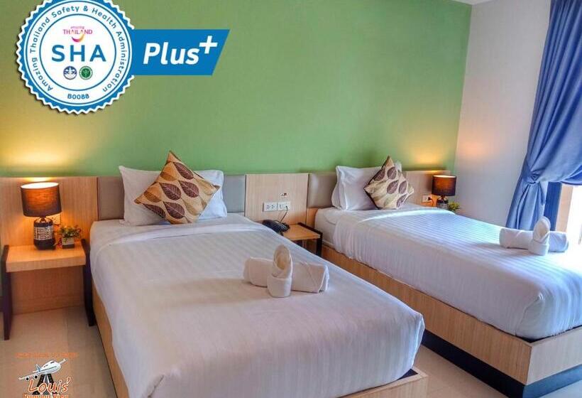 Louis  Runway View Hotel   Sha Extra Plus