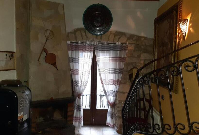 پانسیون Casa Rosy