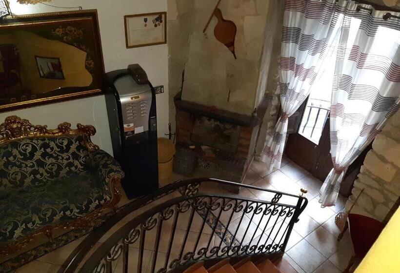 پانسیون Casa Rosy