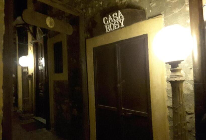 پانسیون Casa Rosy