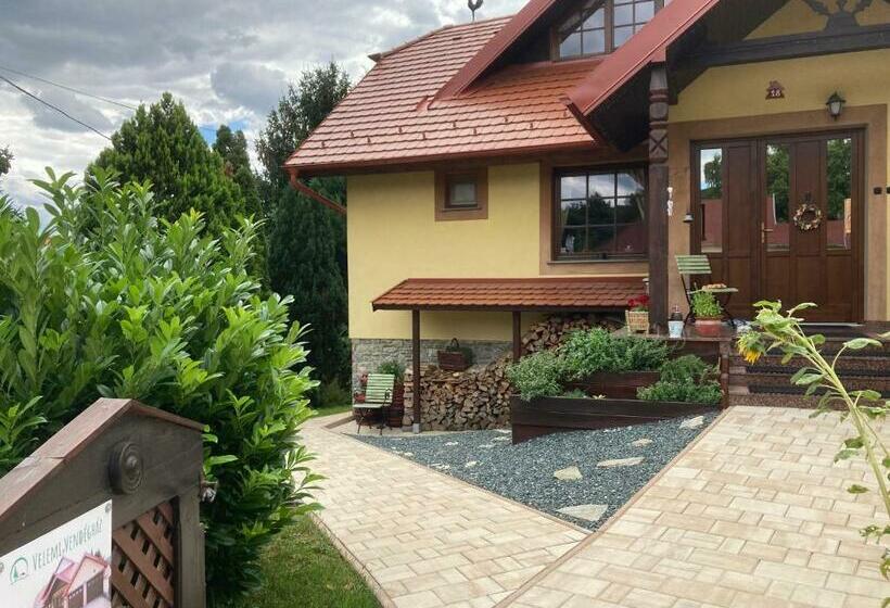 بنسيون Velemi Vendégház