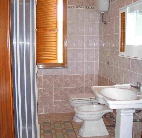 مبيت وإفطار Affittacamere Delle Rose