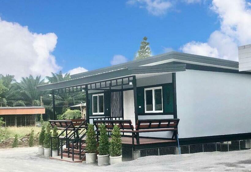 هتل At Sichon Home By At Sichon Resort
