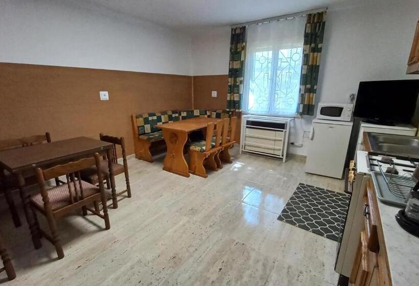 פנסיון Panoráma üdülő