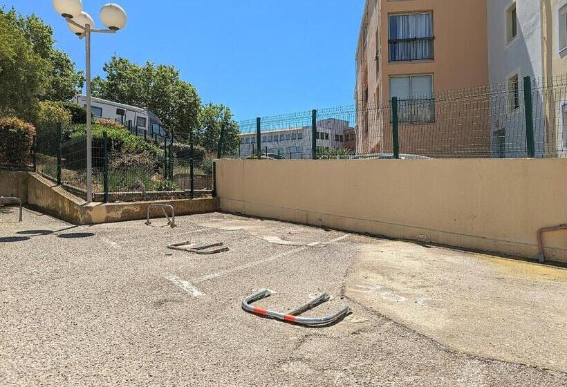 Appartement Proche Port Et Mer Avec Wifi Et Climatisation
