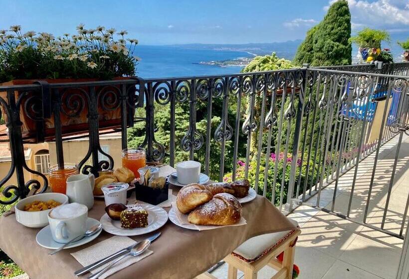 تختخواب و صبحانه Chiaro Di Luna