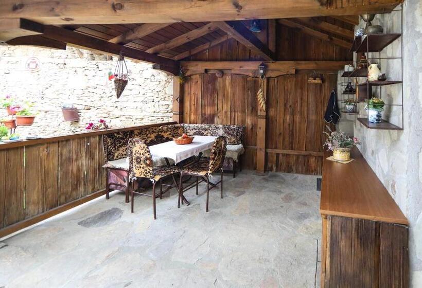 Pension (Hôtel basse catégorie) тодорината къща
