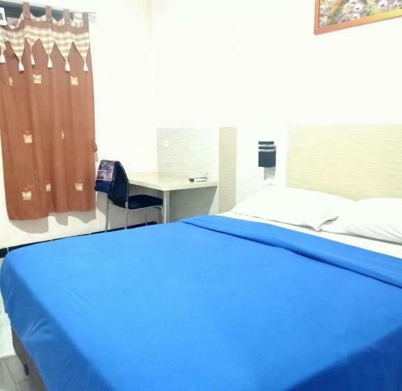 پانسیون Urbanview Hotel Delima 101 Syariah