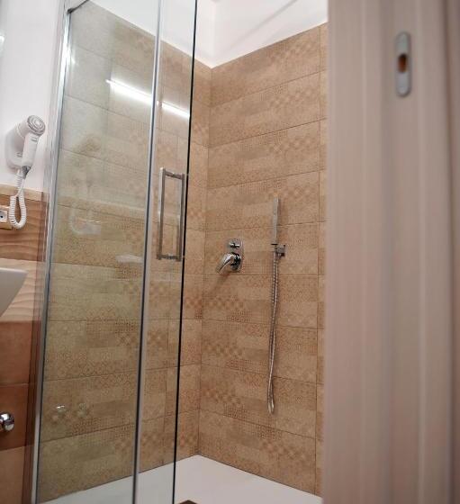 بنسيون Il Covo Degli Dei