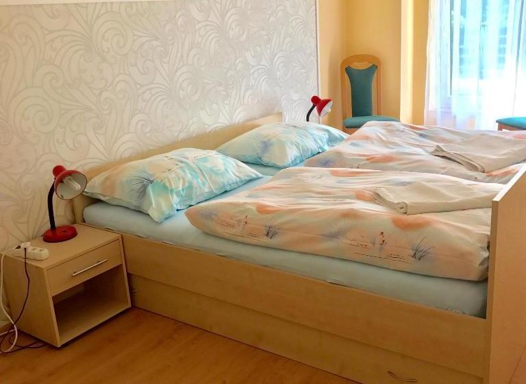 پانسیون Vila Adéla   Teplice