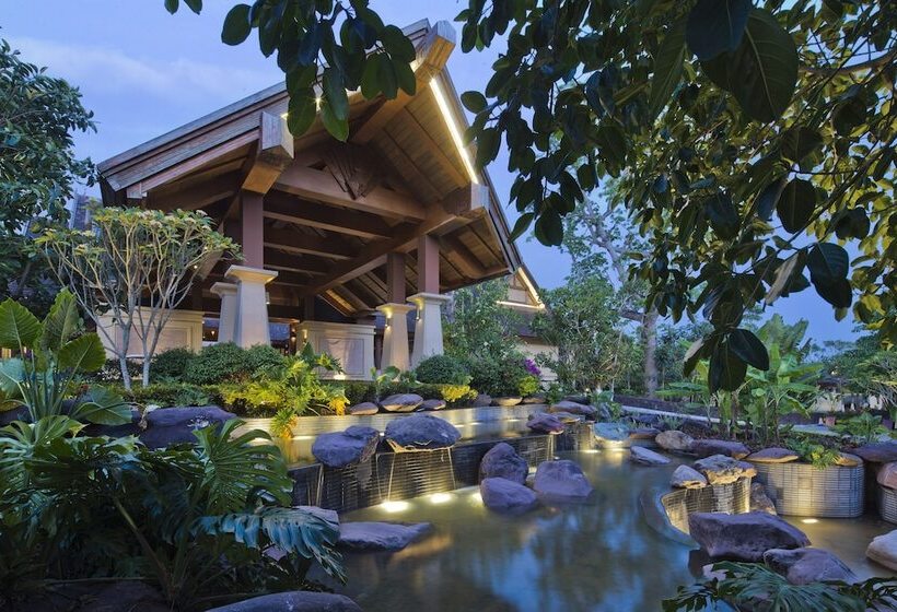 هتل Anantara Xishuangbanna Resort