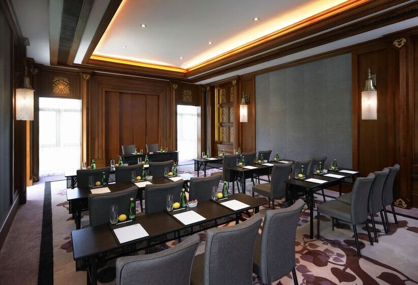 هتل Anantara Xishuangbanna Resort