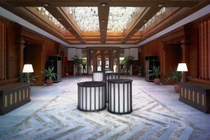 هتل Anantara Xishuangbanna Resort