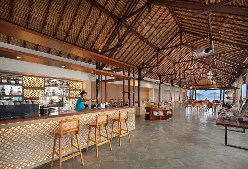 هتل Lembongan Beach Club & Resort