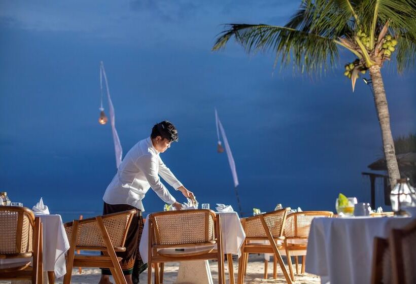 هتل Lembongan Beach Club & Resort