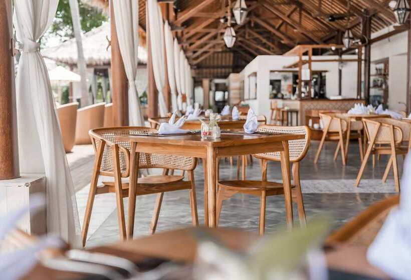 هتل Lembongan Beach Club & Resort