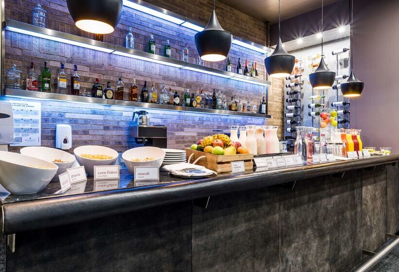 فندق NH Collection Bogota Terra 100 Royal