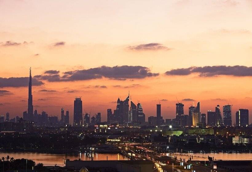 Pullman Dubai Creek City Centre Residences