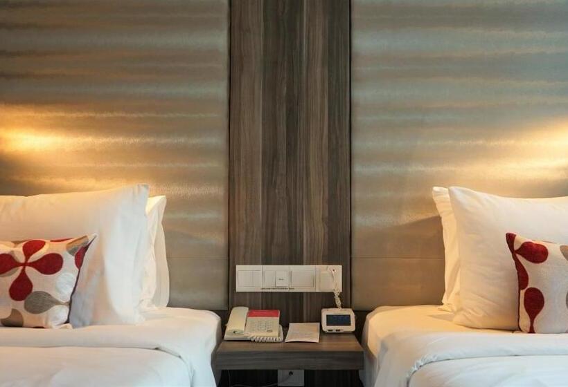 هتل Ramada Suites By Wyndham Kuala Lumpur City Centre