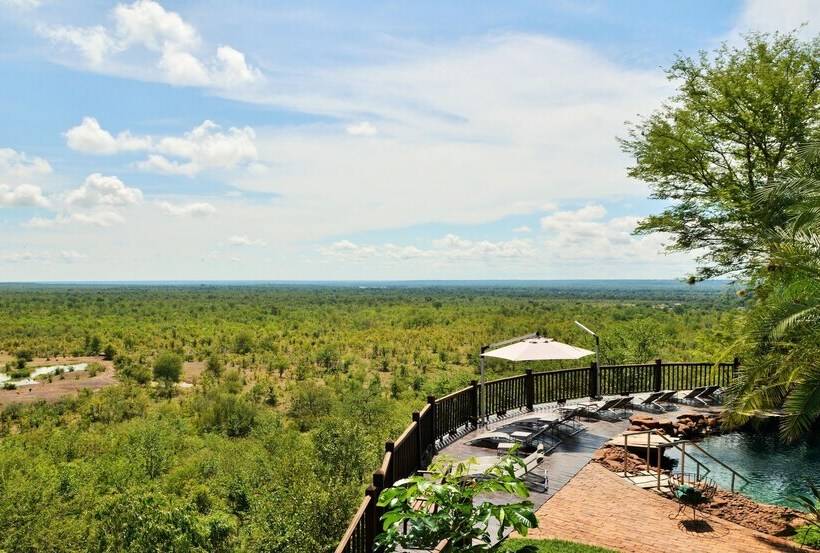 Fotos del hotel Victoria Falls Safari Suites:  31