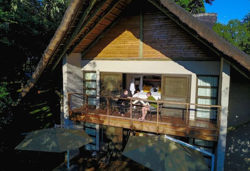 Fotos del hotel Victoria Falls Safari Suites:  35