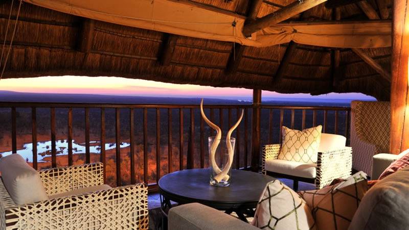 هتل Victoria Falls Safari Suites