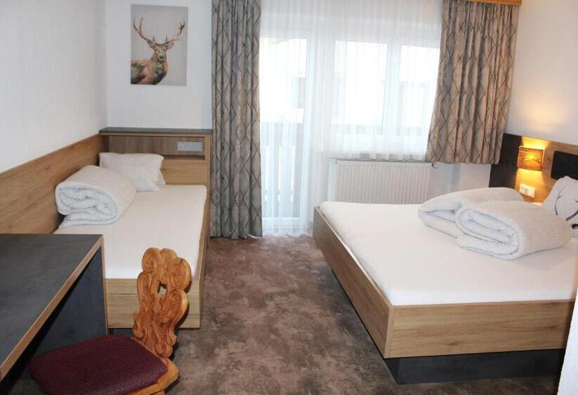 مبيت وإفطار Apart Garni Jägerheim