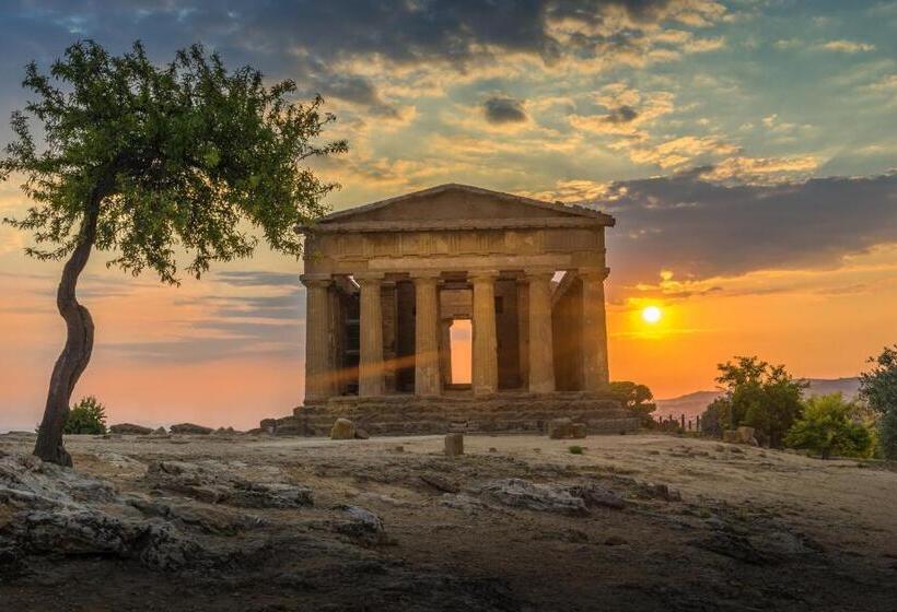 تختخواب و صبحانه Cavaliere Costa