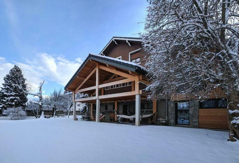 住宿加早餐  Chalet Les Cols   Chambres Avec Terrasse & Jardin   Proche De La Nouvelle Gare