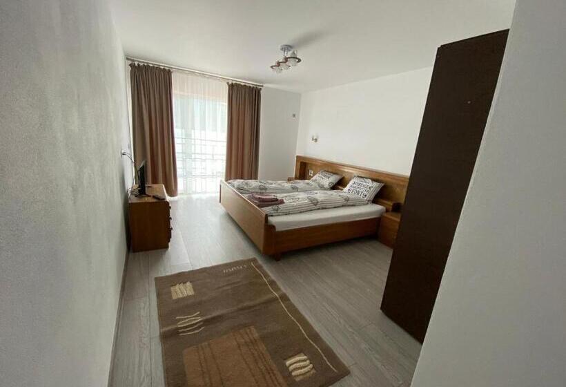 پانسیون Casa Alle