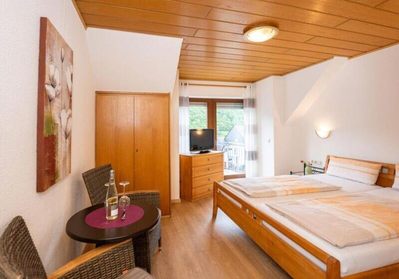 ペンション Ferien Weingut Pauly