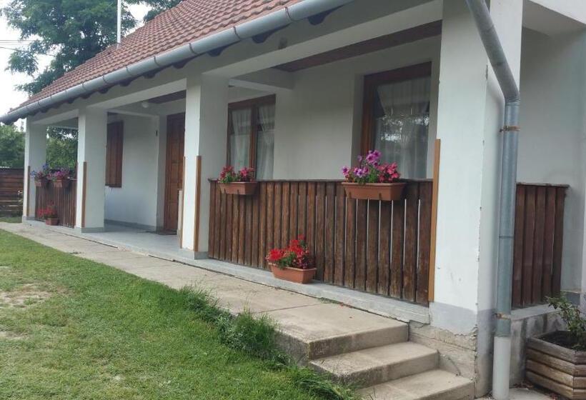 بنسيون élő Tisza Vendégház