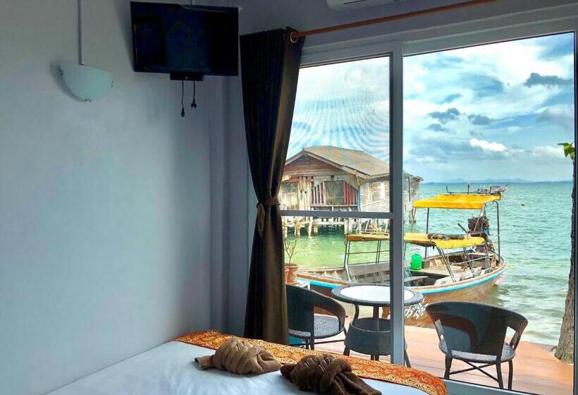 پانسیون Seaside Home