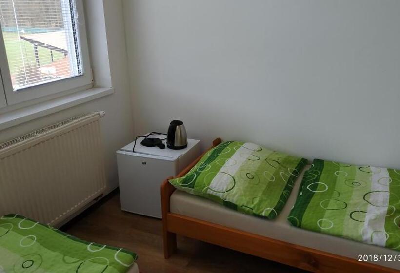 پانسیون Ubytování Na Hřišti