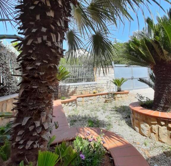 Summer House